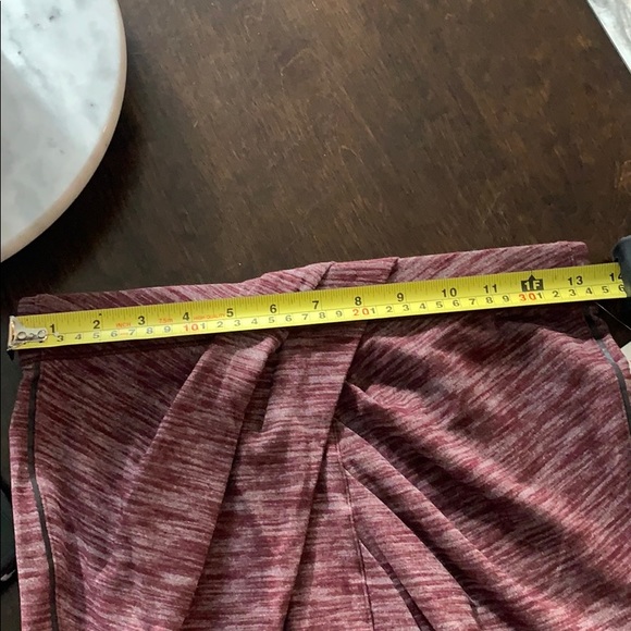 Lululemon Skirt - Picture 6 of 6